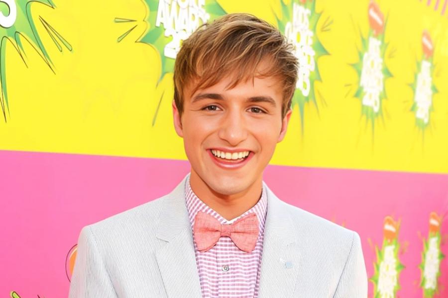 lucas cruikshank net worth